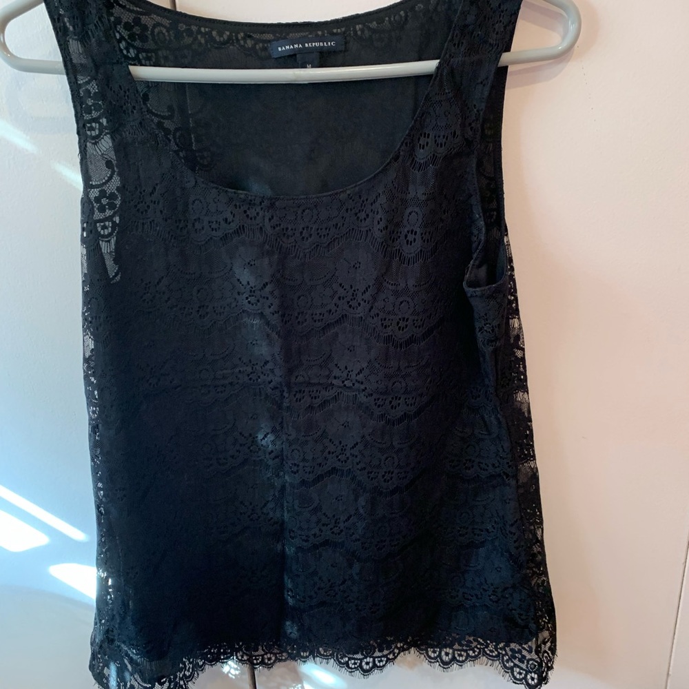 Banana Republic blade lace tank